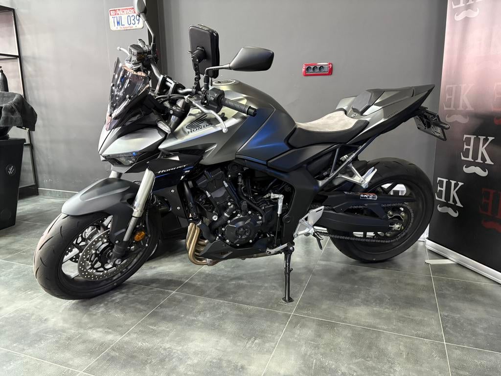 Honda hornet 1000 2025 etat neuf !, Motos, Particulier