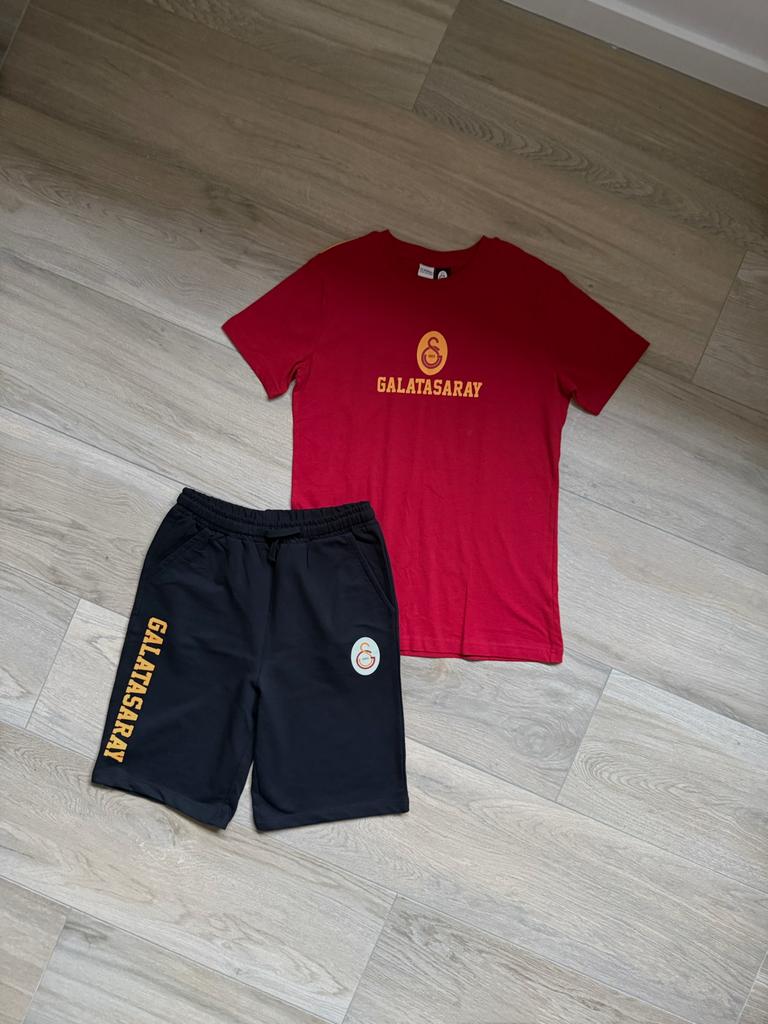 Ensemble officiel de fans de Galatasaray avec t-shirt& short, Enlèvement ou Envoi