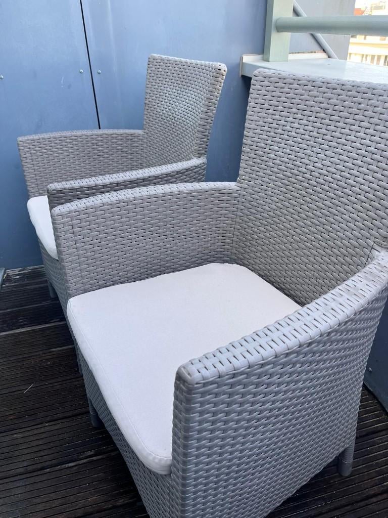 2 tuin/terrasstoelen taupe kleur, Ophalen, Gebruikt, Kunststof