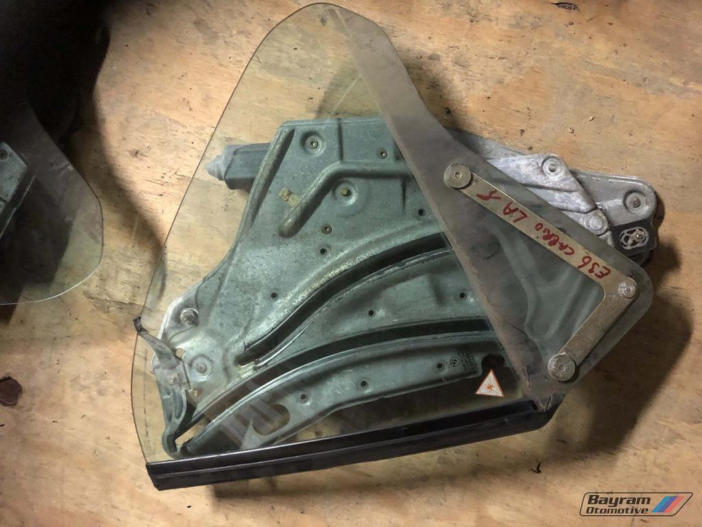 Bmw E36 cabrio raam met mechaniek achter zij elektr 3-serie, Autos : Pièces & Accessoires, -, Utilisé, -, Enlèvement ou Envoi