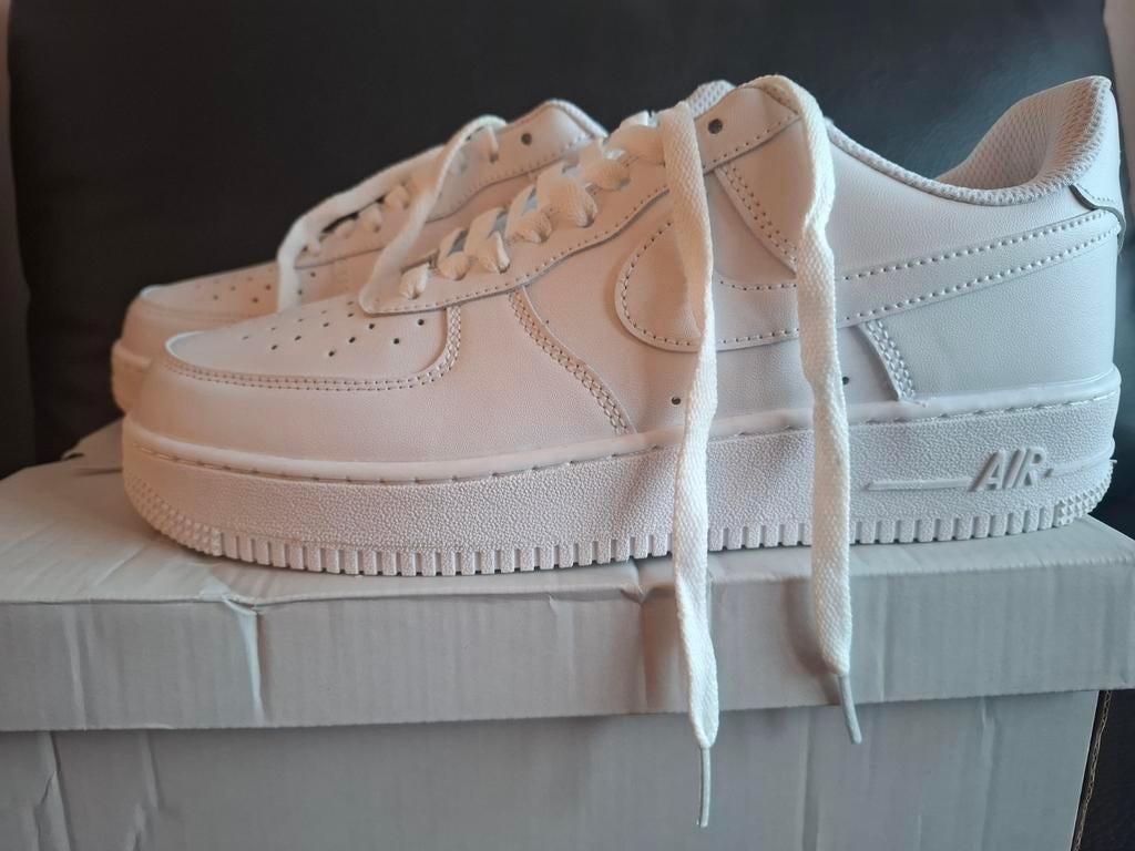 Chaussure air force 1 homme, Enlèvement