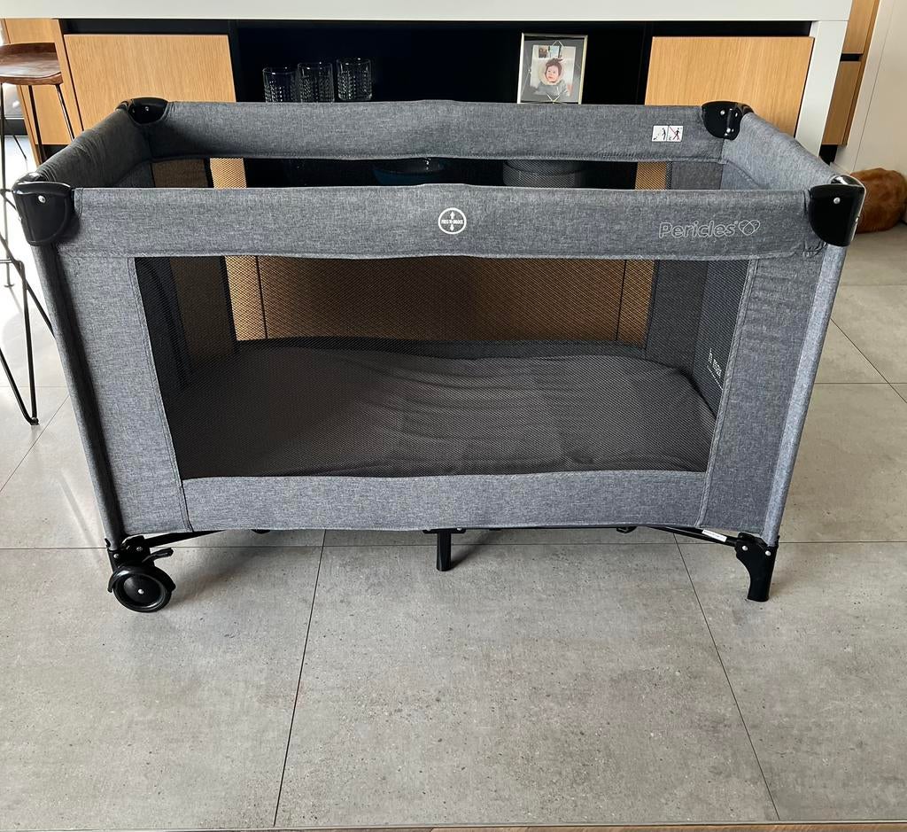 Pericles reisbedje + matras, Ophalen, Zo goed als nieuw