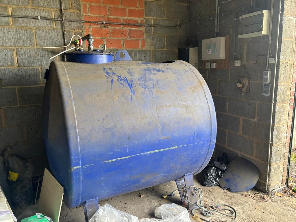 Oude stookolietank, Ophalen, Zo goed als nieuw