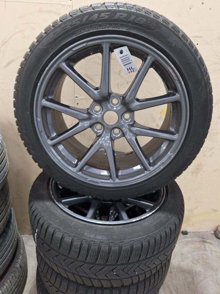 Tesla Model 3 Winterset 18 Inch Origineel, Ophalen, 18 inch, Gebruikt, -
