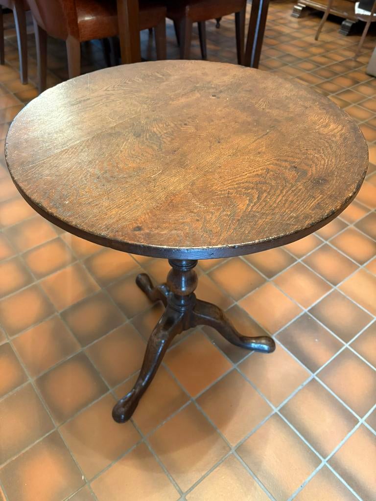 Mooi eiken bijzettafeltje, Ophalen, Gebruikt, Rond, Hout