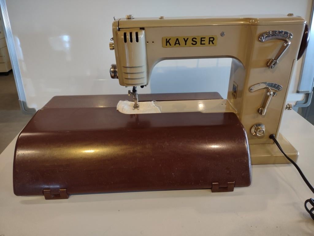 vintage naaimachine, Enlèvement