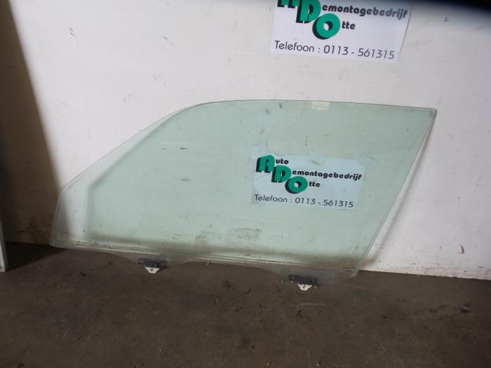 Vitre portière 4portes avant gauche d'un Daihatsu Gran Move, Daihatsu, -, Utilisé, -