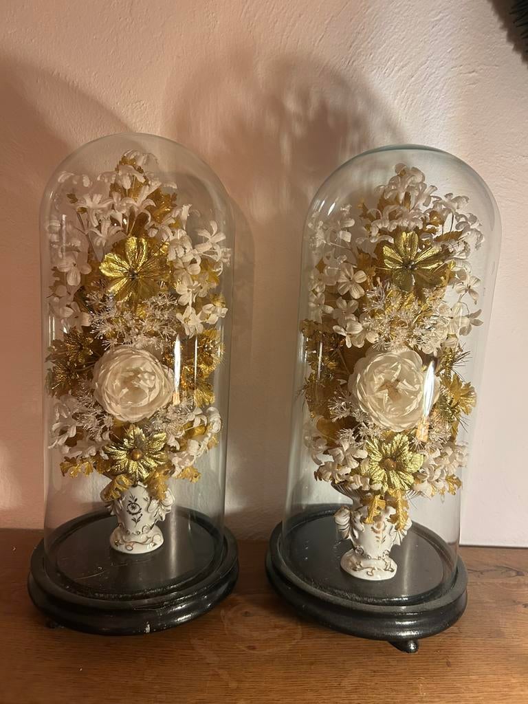 Twee gouden stolpen met gouden stoffen bloemen, Ophalen, Gebruikt