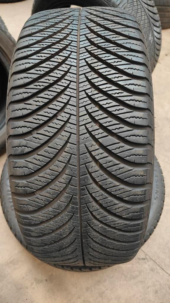 215/45r16 Goodyear 40€ per stuk met montage en balanceren, Auto-onderdelen, Banden en Velgen, Ophalen, 16 inch, All Season, Band(en)