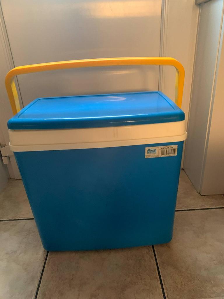 Koelbox, Ophalen, Zo goed als nieuw, Koelbox