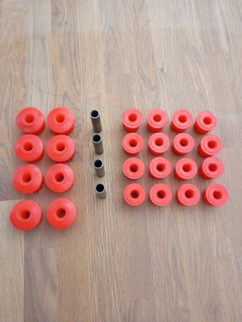 suzuki lj80 sj410/413 samurai polyurethaan bladveer rubbers, Auto-onderdelen, Ophalen of Verzenden, Nieuw, Suzuki