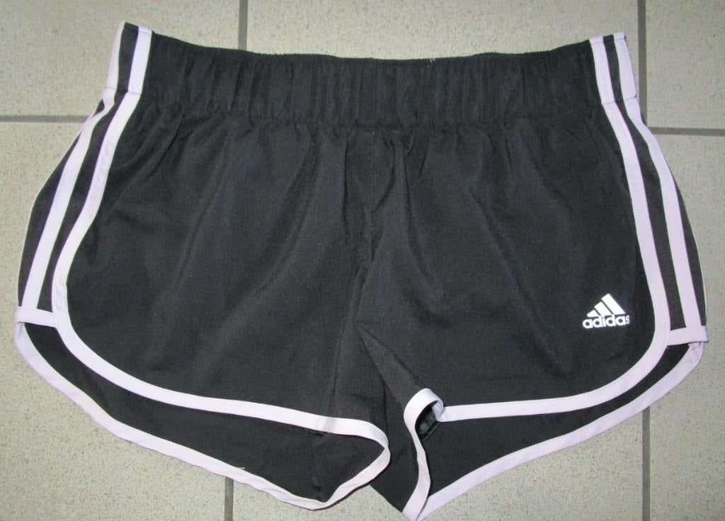ADIDAS short voor dames - loopshort maat M, Kleding | Dames, Sportkleding, Maat 38/40 (M), Adidas, Zwart, Ophalen of Verzenden