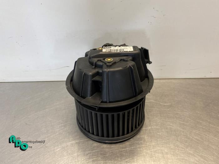 Kachel Ventilatiemotor van een Renault Modus (Modus 04-), Gebruikt, -, Renault, -
