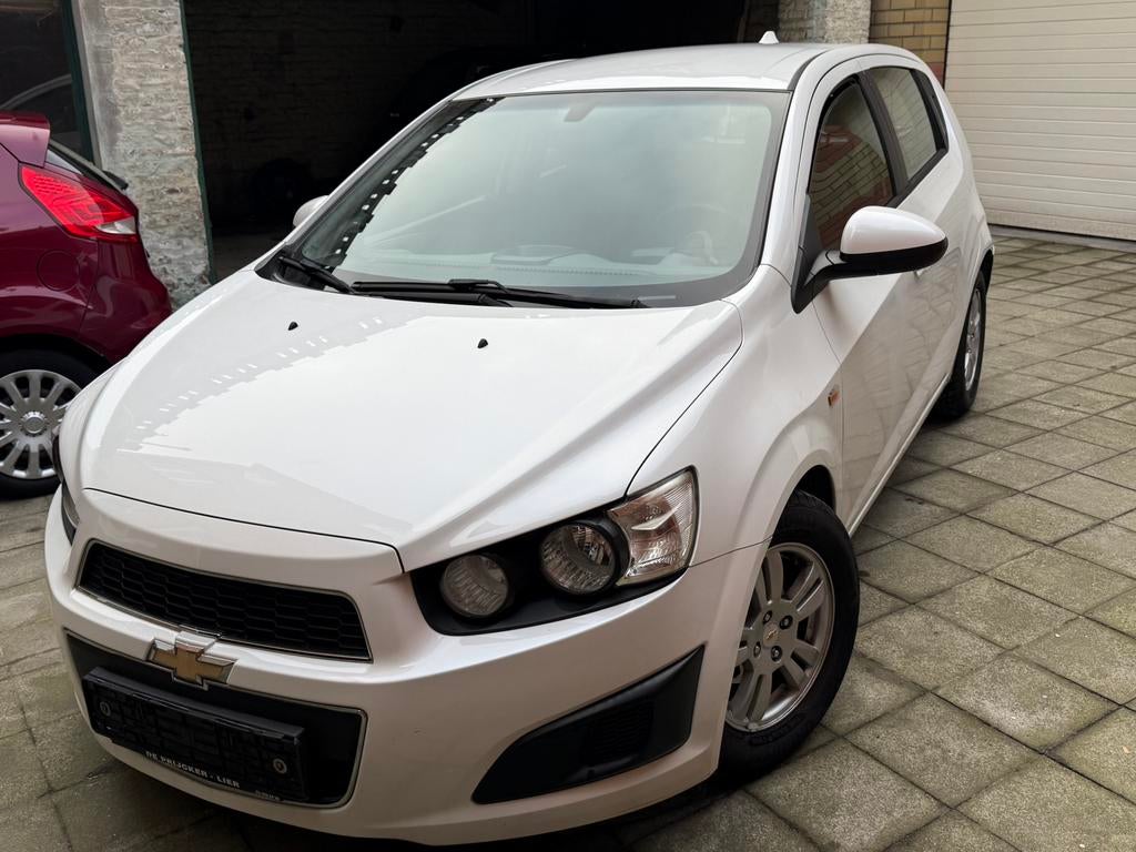 Chevrolet Aveo 1.2i Essence Euro 5A 11/2013 5 Portes Clim, Euro 5, Achat, Entreprise, 5 portes