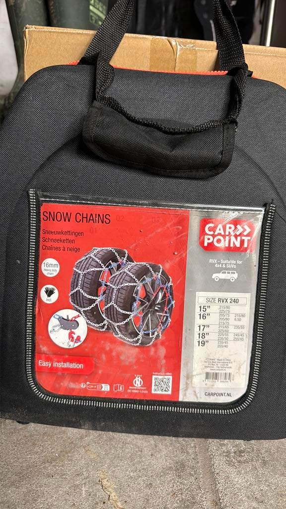 Sneeuwkettingen SUV / 4x4, Auto diversen, Sneeuwkettingen, Ophalen of Verzenden, Zo goed als nieuw