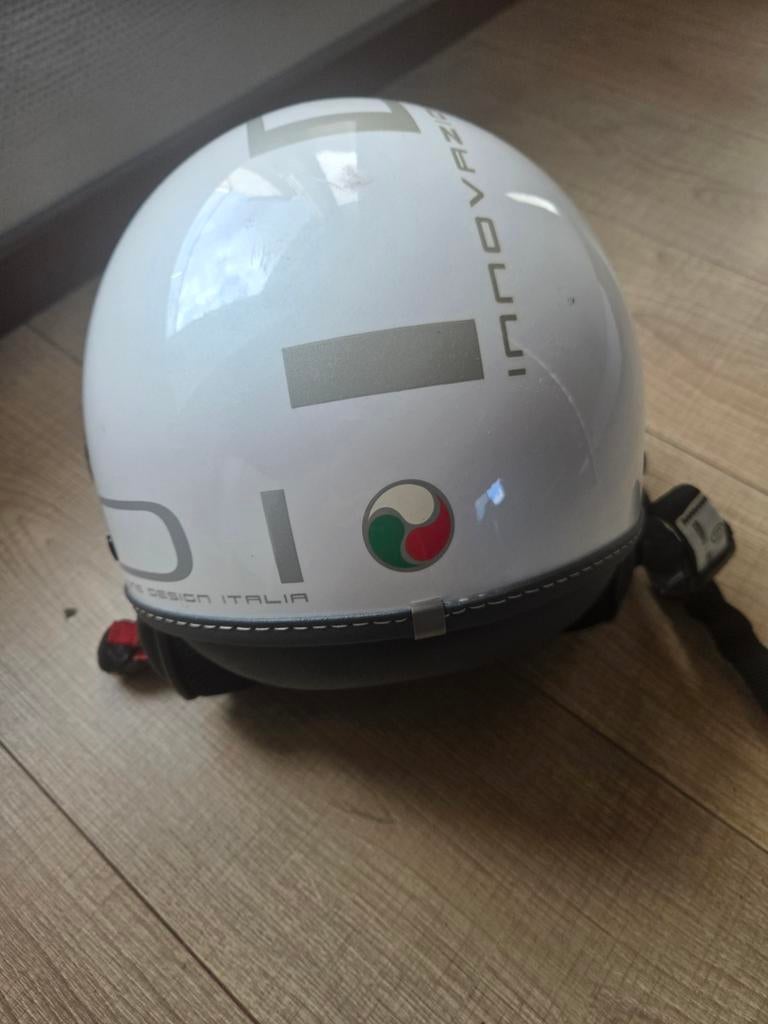 Casque scooter de marque, Enlèvement