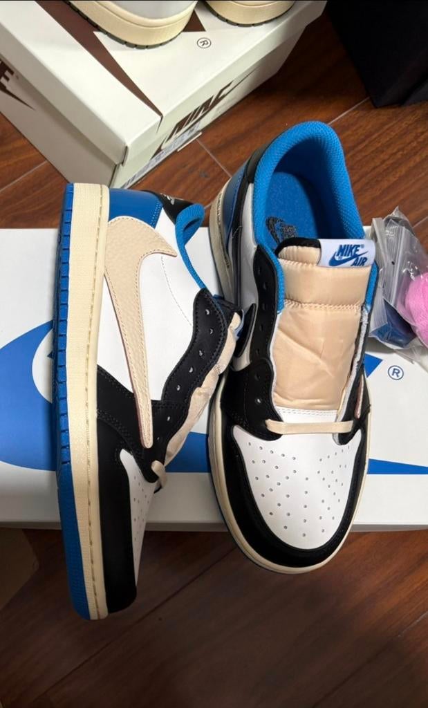 Nike x Travis Scott 42.5-43, Vêtements | Hommes, Chaussures, Neuf, Nike, Enlèvement, Bleu