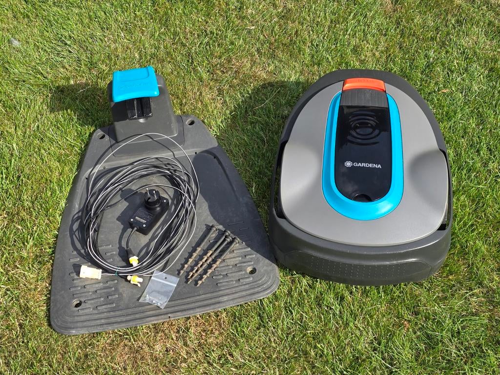 Tondeuse à gazon robotisée Gardena Sileno City 470m2 terminé, Jardin & Terrasse, Tondeuses robotisées, Utilisé, Contrôlable via l'application