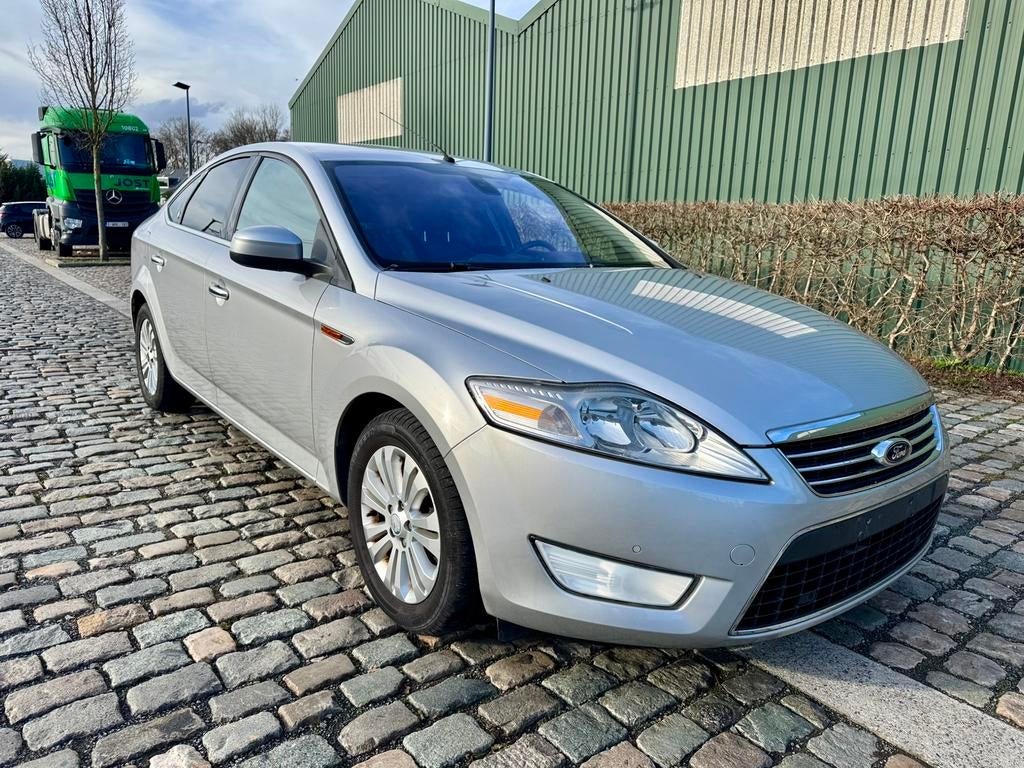 Mondeo Ghia 1.8 Tdci 1r Main 164000 km Carnet Ford, Auto's, Ford, Mondeo, Bedrijf, Dealer onderhouden, Euro 4