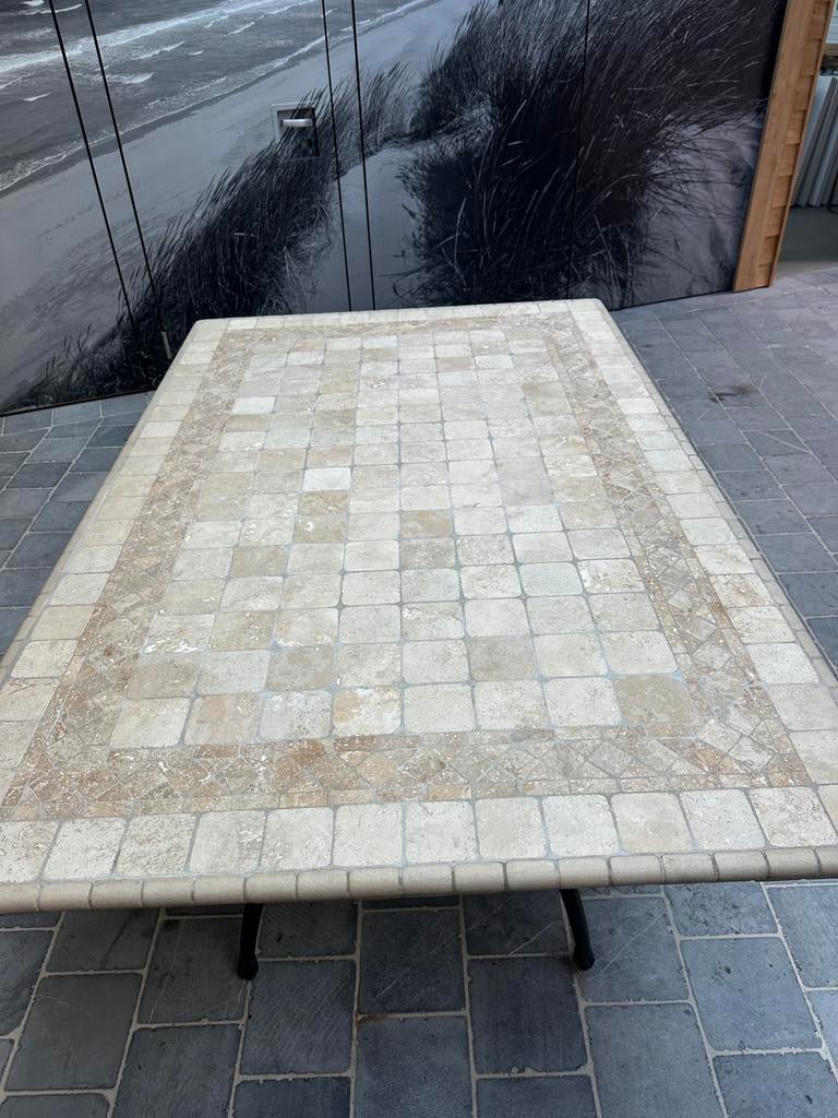 Natuursteen tafel, Tuin en Terras, Ophalen, Zo goed als nieuw, Aluminium