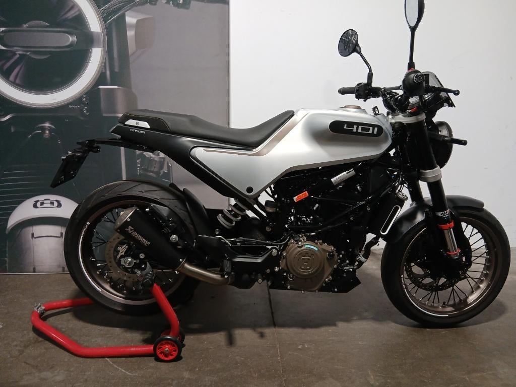 Husqvarna 401, Motoren, Motoren | Husqvarna, 400 cc, Bedrijf, Minimaal motorrijbewijs A2, 12 t/m 35 kW