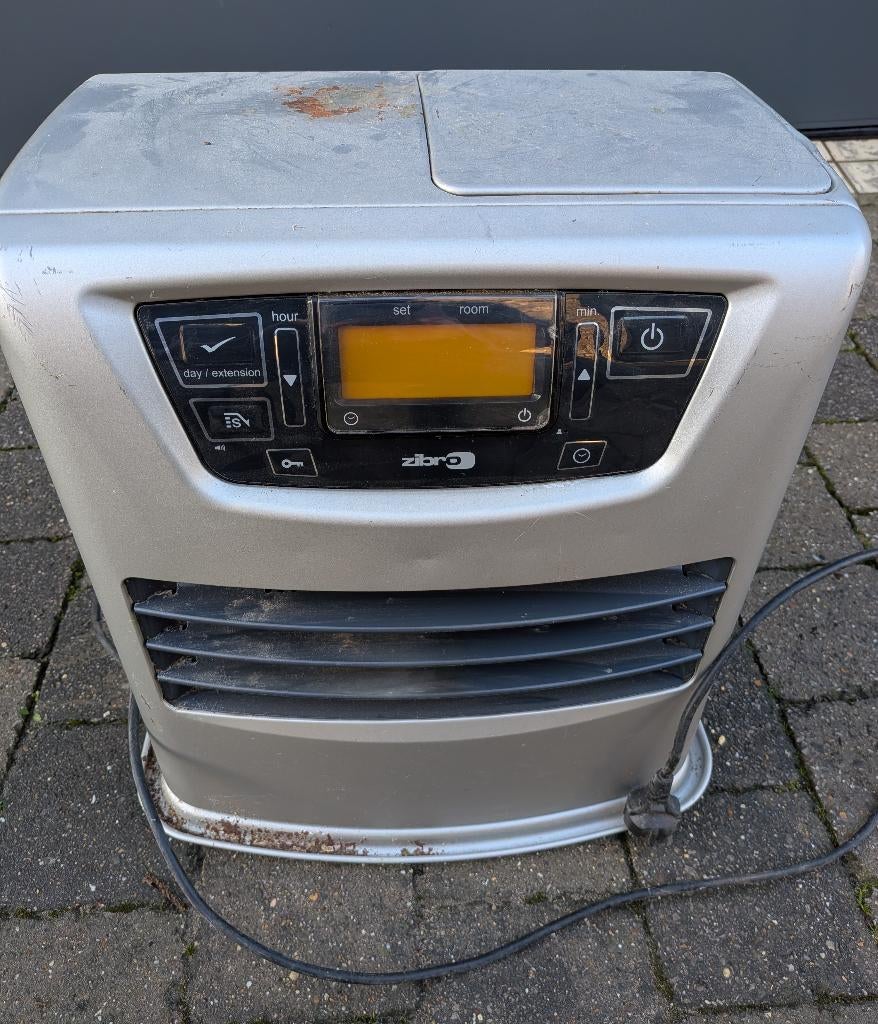 Poêle pétrole de marque ZIBRO, Maison & Meubles, Poêles, Utilisé, Autres types, Autres carburants, Enlèvement