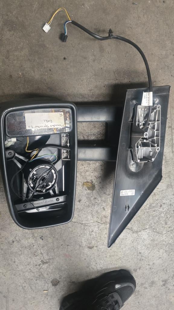 Spiegel rechts Mercedes Sprinter  W907, Ophalen of Verzenden