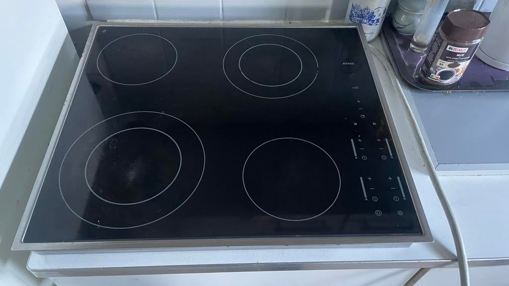 ATAG keramische kookplaat, Elektronische apparatuur, Kookplaten, Gebruikt, Inbouw, Elektrisch, 4 kookzones, Ophalen