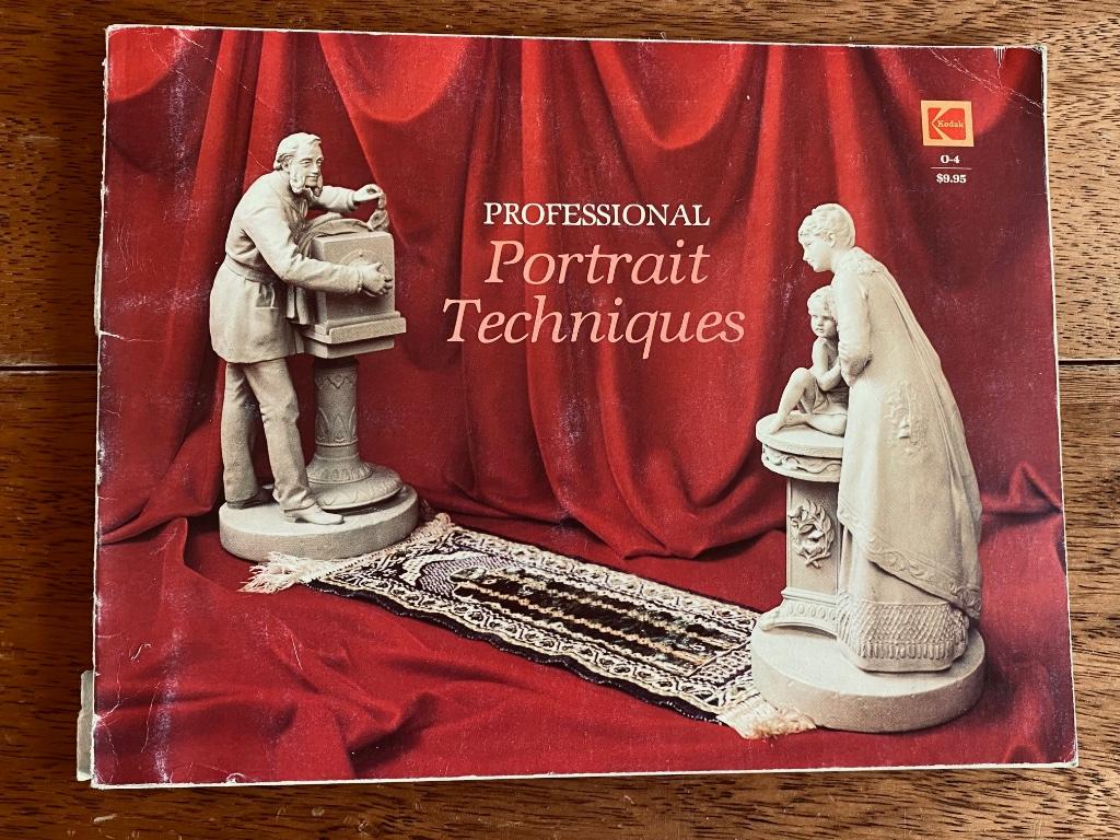 Technisch boek PORTRAIT Photo, Ophalen of Verzenden, KODAK, Gelezen, Fotografen