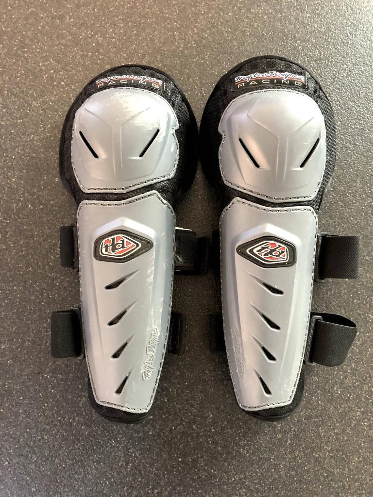 Troy Lee Design knie scheenbeschermers, Fietsen en Brommers, Ophalen