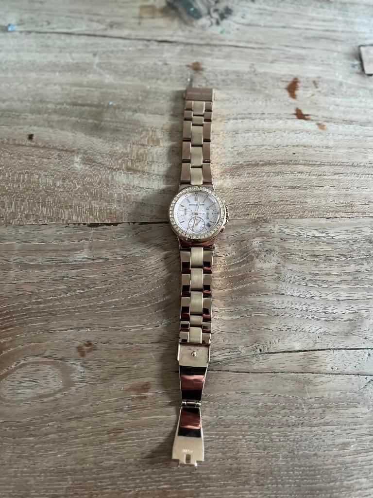 Montre Michael Kors pour femme, Bijoux, Sacs & Beauté, Enlèvement, Comme neuf