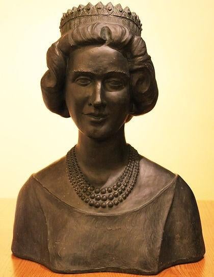 bustes van koning Boudewijn en koningin Fabiola door derre, Ophalen