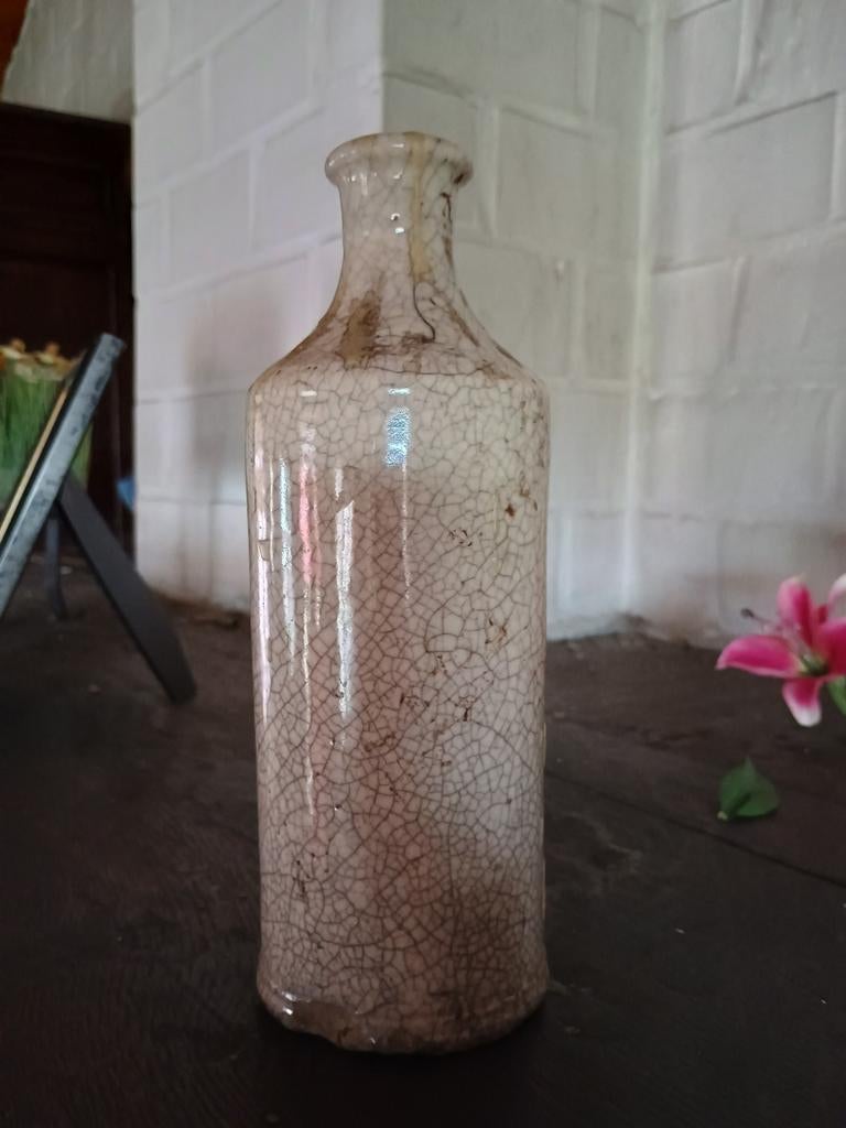 Ancienne cruche en argile, Enlèvement ou Envoi