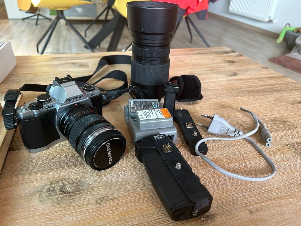 OLYMPUS OM-D EM5, Enlèvement, Comme neuf, Olympus