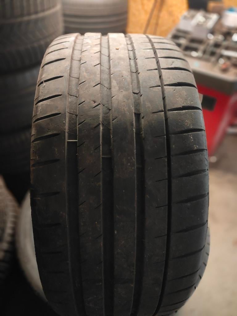 235/35r20 Michelin 60€ per stuk, Auto-onderdelen, Besturing, Ophalen of Verzenden