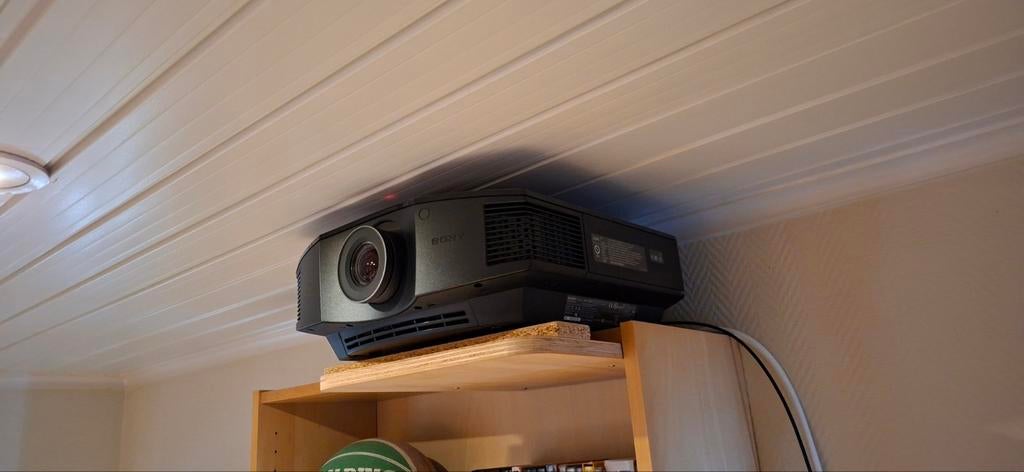 Sony VPL-HW65ES beamer, Ophalen of Verzenden, Gebruikt, Full HD (1080), Sony