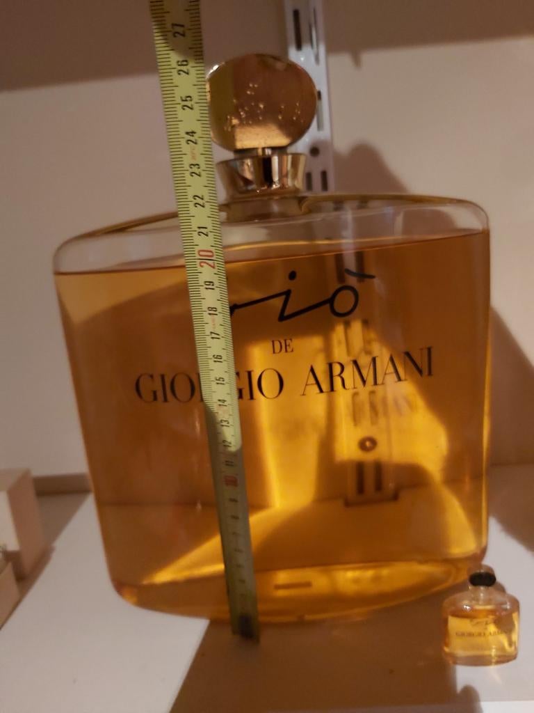 Grand flacon présentoir de parfum Georgio Armani, Enlèvement ou Envoi, Comme neuf, Bouteille de parfum