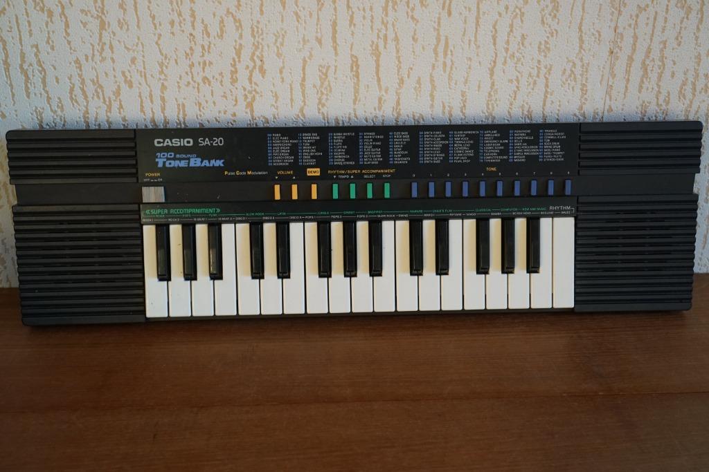 Casio SA20 Tonebank keyboard, Muziek en Instrumenten, Ophalen, Gebruikt, Overige aantallen, Casio