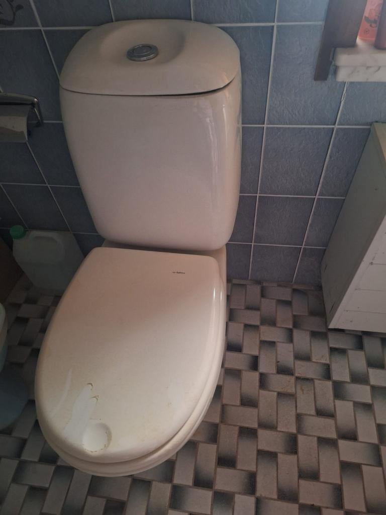 Toilet zo goed als nieuw, Ophalen