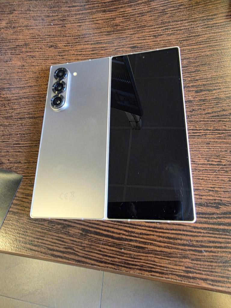 Samsung z fold 6, Enlèvement