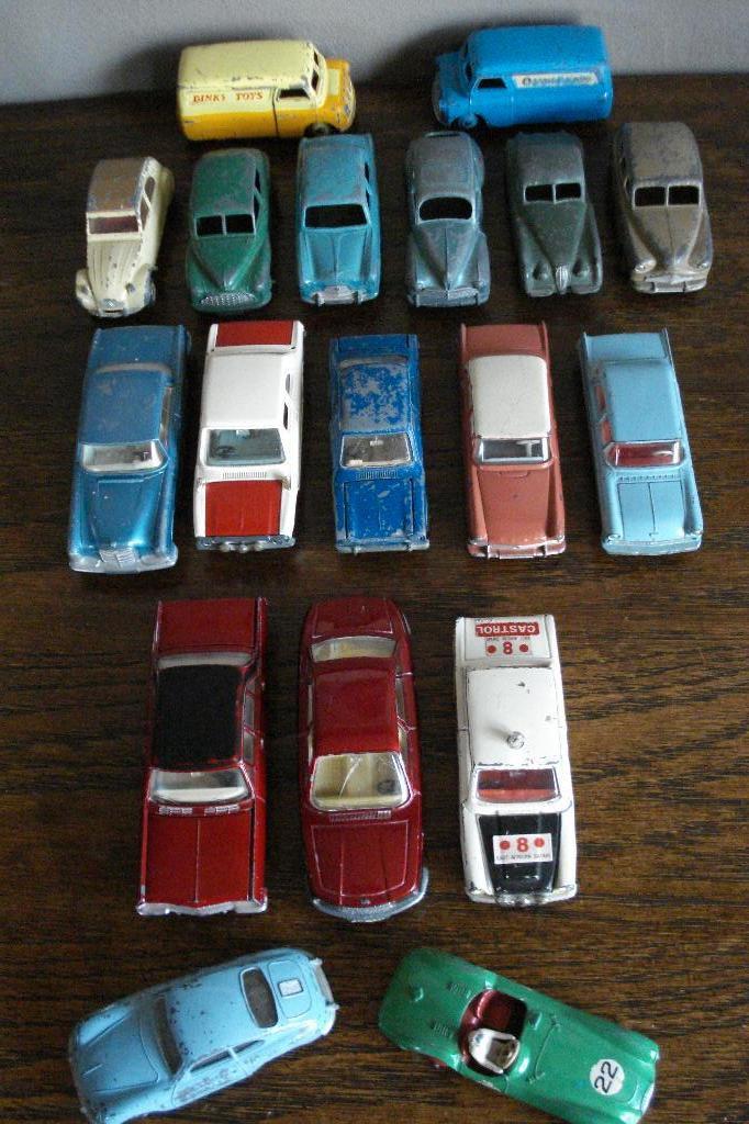 Dinky Toys, Hobby en Vrije tijd, Ophalen of Verzenden, Gebruikt, Auto, Dinky Toys