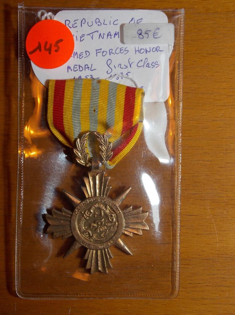 Médailles à vendre (G), Enlèvement ou Envoi, Armée de terre, Ruban, Médaille ou Ailes