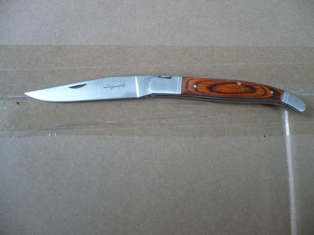 Nouveau couteau de camping Laguiole., Enlèvement ou Envoi