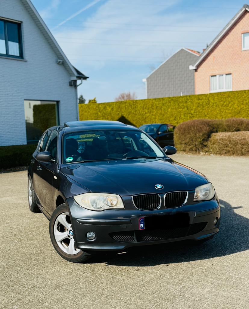 Bmw 120i Export!, Auto's, BMW, Particulier, 1 Reeks, Benzine, Euro 4, Break, 5 deurs, Handgeschakeld, Zilver of Grijs, Velours