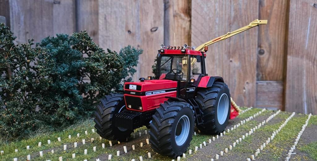 Verbouwde Case International 1455XL met Krone MC 16 B, Hobby en Vrije tijd, Modelauto's | 1:32, Nieuw, Tractor of Landbouw, Overige merken