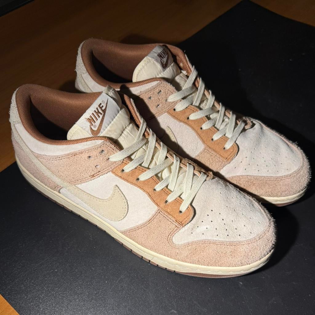 Nike Dunk Low ‘Medium Curry’ 44,5, Vêtements | Hommes, Chaussures, Enlèvement ou Envoi, Comme neuf, Brun, Baskets