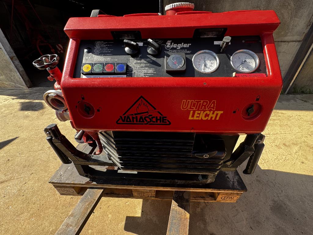 Pompe à eau Ziegler MP 1000-8 - révisée - 1000 l/min—8 bar, Enlèvement