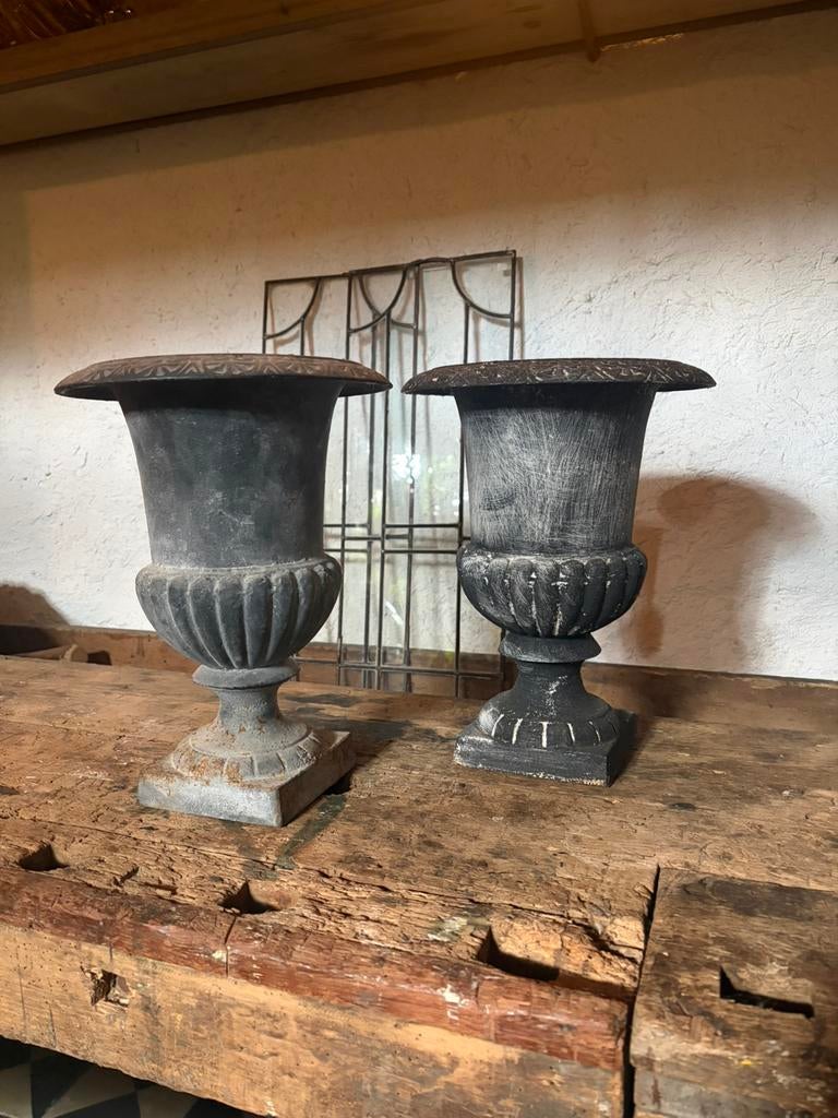 Paire de vases en fonte H 32 cm de diamètre 24 cm, Enlèvement, Utilisé
