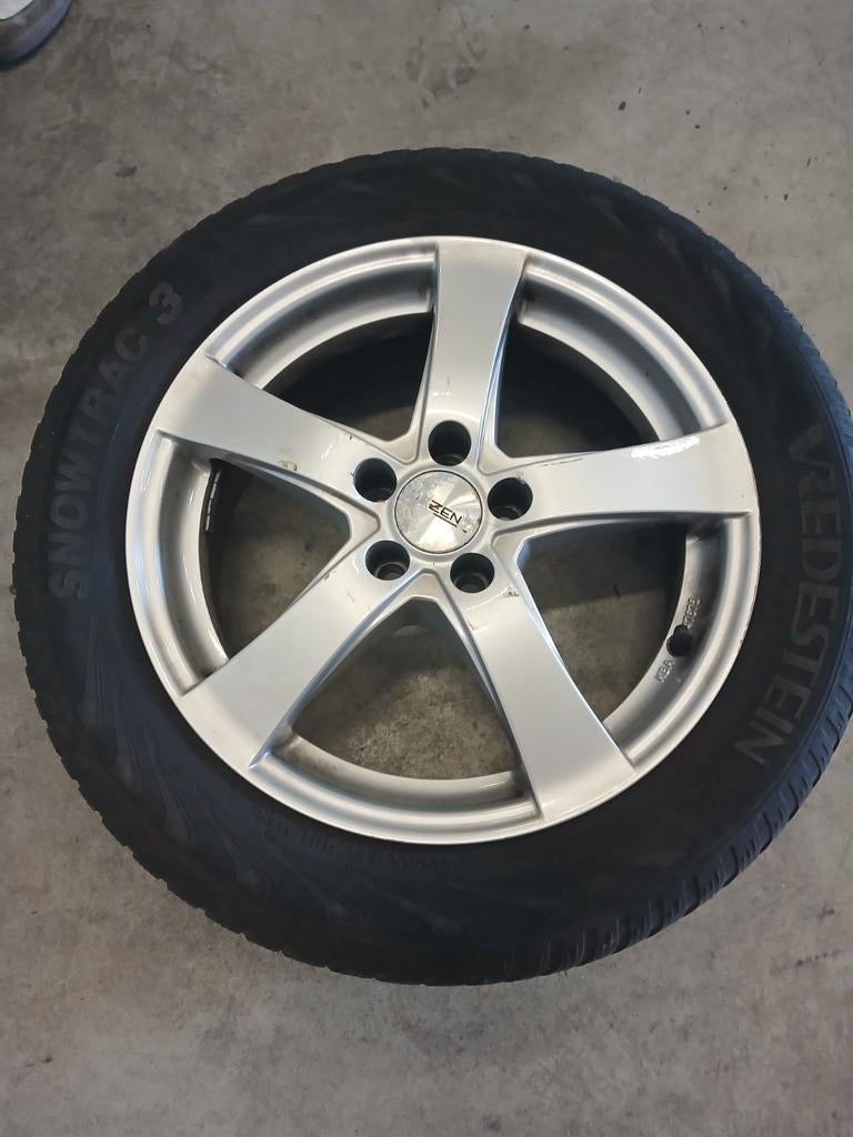 Jantes 16" montée sur audi tt avec pneus hiver état impeccab, Autos : Pièces & Accessoires, Enlèvement, Pneus hiver, Pneu(s)