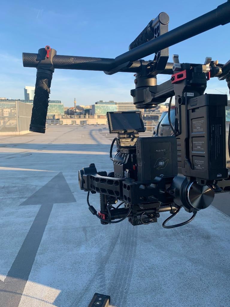 Stabilisateur Ronin 1 DJI + extension, Sans zoom optique, Enlèvement ou Envoi, Autres Marques, Compact